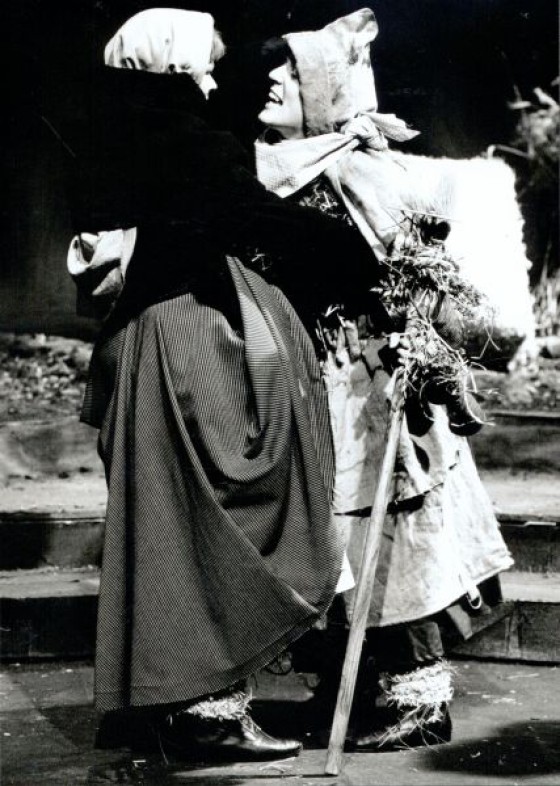 Michele Forbes and Carol Scanlan in 